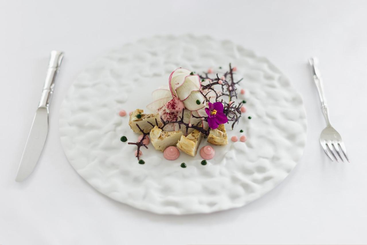Edem Resort Medical & Spa Strelki  エクステリア 写真
